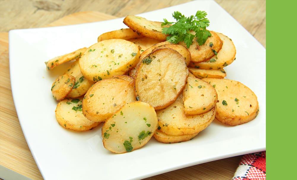 découvrez 43 délicieuses recettes à base de pommes de terre nouvelles ! des plats variés et savoureux qui mettent en valeur la fraîcheur et la tendreté de cette variété. idéal pour impressionner vos invités ou régaler votre famille.