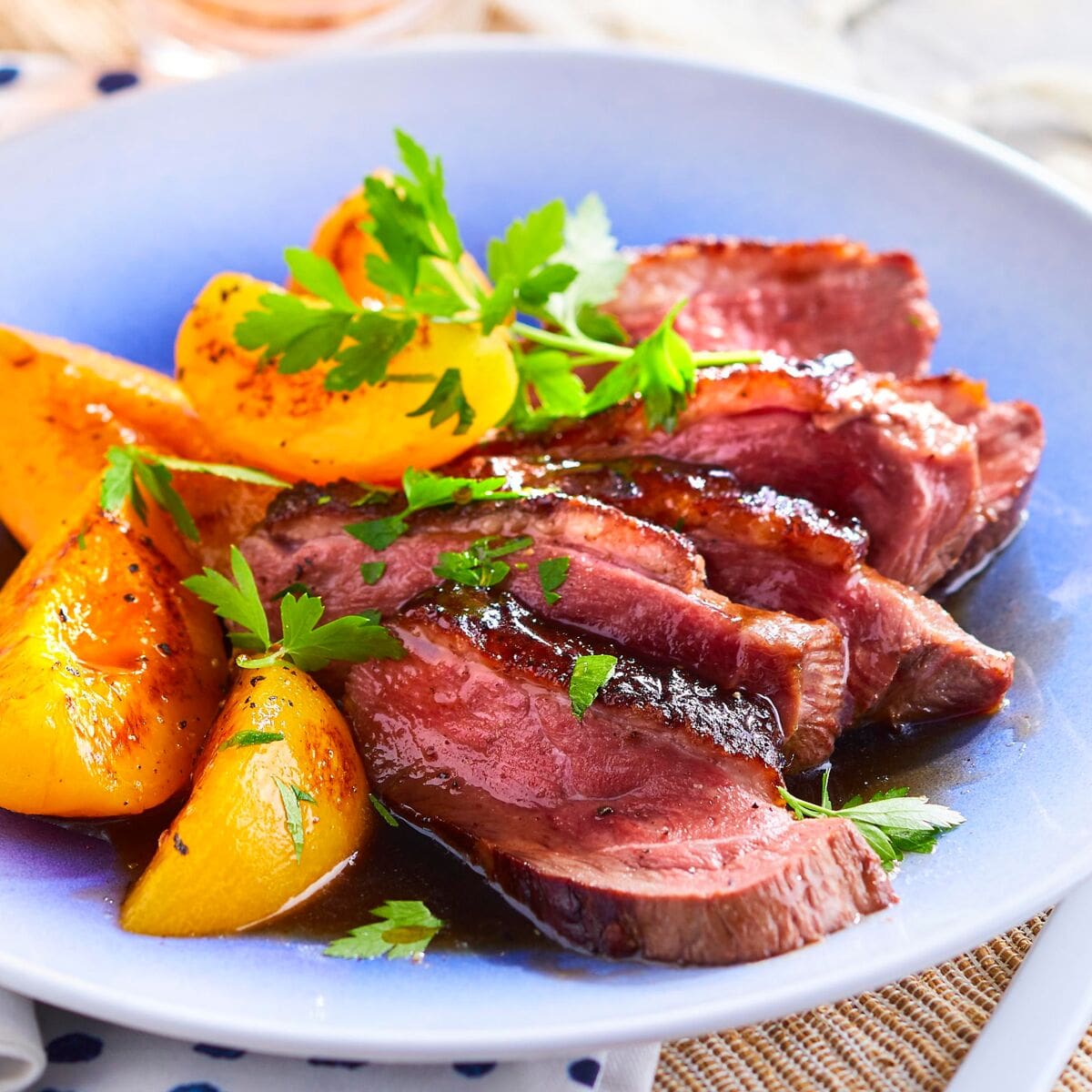 découvrez nos délicieuses recettes simples pour le dîner, idéales pour régaler toute la famille sans passer des heures en cuisine. faciles à préparer et savoureuses, ces idées repas vous aideront à créer un dîner réussi en un rien de temps.