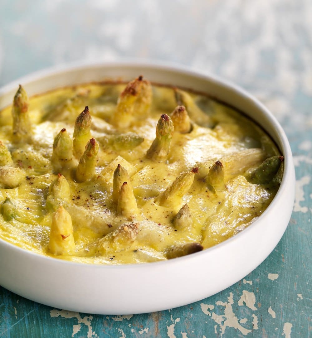 découvrez notre délicieuse recette d'asperges ! apprenez à préparer ce légume printanier avec des astuces simples et des idées d'accompagnement pour impressionner vos invités. un plat sain et savoureux pour égayer vos repas.