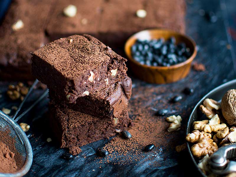 découvrez l'univers savoureux des brownies à travers les yeux d'une lycéenne passionnée. plongez dans des recettes délicieuses et des astuces pour réaliser ces douceurs au chocolat parfaites qui raviront vos amis et vos proches.