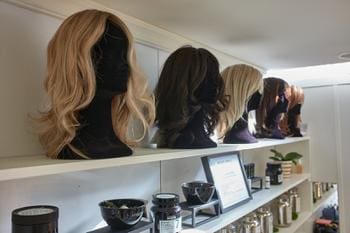 découvrez les meilleurs coiffeurs à valenciennes pour des coupes tendance, des colorations éclatantes et un service exceptionnel. transformez vos cheveux avec des experts passionnés qui sauront sublimer votre style et répondre à toutes vos envies capillaires.