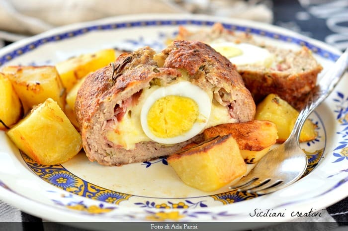 découvrez notre délicieuse recette de polpettone aux artichauts, un plat savoureux qui allie la tendreté de la viande à la douceur des artichauts. parfait pour un repas convivial en famille ou entre amis, cette préparation riche en saveurs saura ravir vos papilles. essayez-le dès maintenant et impressionnez vos convives !