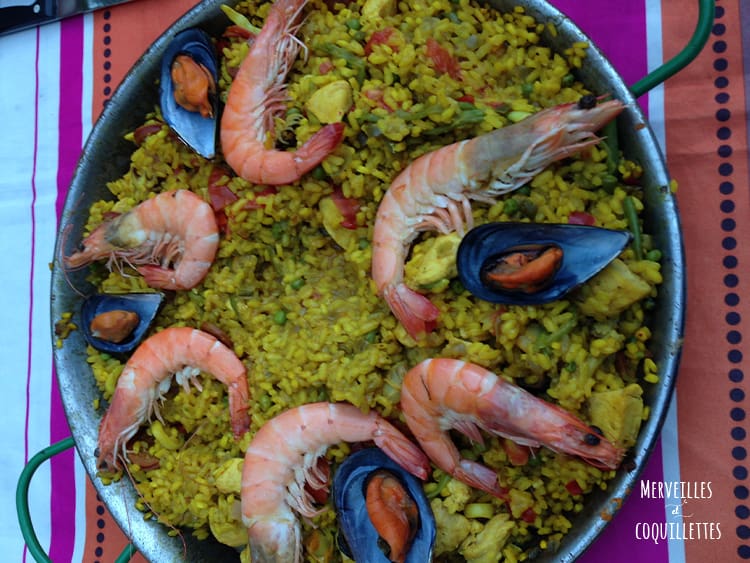 découvrez notre délicieuse recette de riz aux fruits de mer baléares, un plat savoureux alliant fruits de mer frais et épices typiques des baléares. parfait pour un repas en famille ou entre amis, ce mélange de saveurs maritimes vous transportera directement sur les plages ensoleillées des îles. essayez-le dès aujourd'hui!