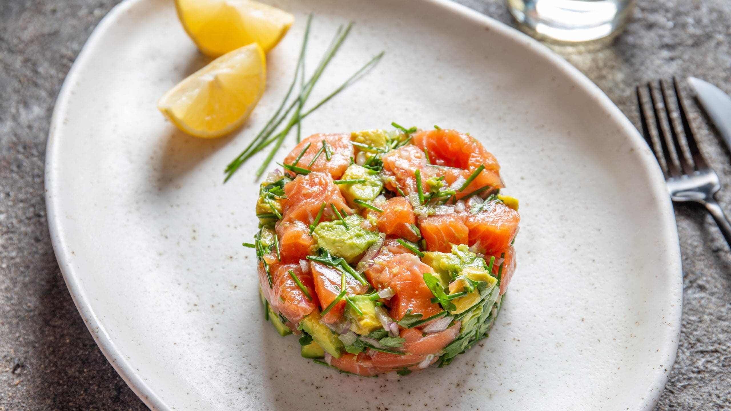 découvrez une recette de tartare d'été rapide et savoureuse, parfaite pour les repas ensoleillés. réveillez vos papilles avec des ingrédients frais et colorés, le tout en un rien de temps !
