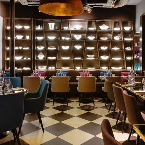 découvrez le bar rôti de guy martin, un restaurant gastronomique où l'art culinaire se marie à des saveurs authentiques. savourez des plats raffinés préparés avec des ingrédients locaux de qualité dans une ambiance chaleureuse et conviviale. une expérience culinaire inoubliable vous attend !
