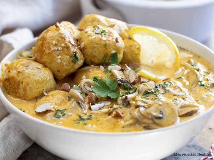 découvrez notre recette de boulettes de poulet savoureuses, faciles à préparer et idéales pour un repas convivial. parfaites pour toute la famille, ces boulettes sont moelleuses, parfumées et délicieuses.