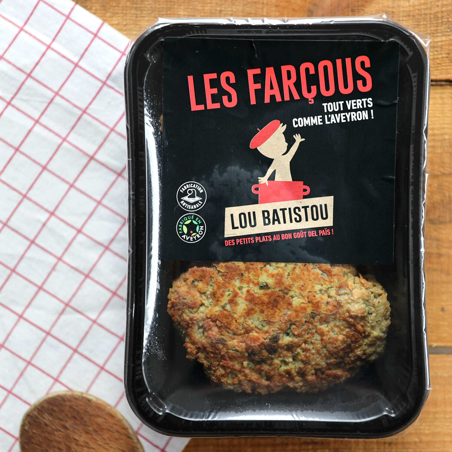 découvrez les farçous aveyronnais, beignets salés croustillants à la blette et au lard, faciles à préparer. recette traditionnelle, astuces et variantes.