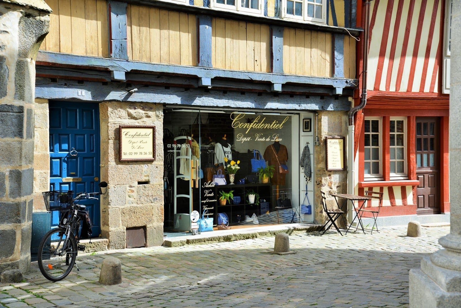 découvrez les meilleures friperies à rennes : adresses incontournables, conseils pour chiner des vêtements vintage et accessoires uniques. trouvez votre style tout en consommant responsable !