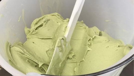 découvrez les saveurs rafraîchissantes de notre glace estivale des vosges, un délicieux mélange de traditions artisanales et d'ingrédients locaux. profitez d'un moment de fraîcheur en plein été avec nos créations uniques et gourmandes, parfaites pour toute la famille!