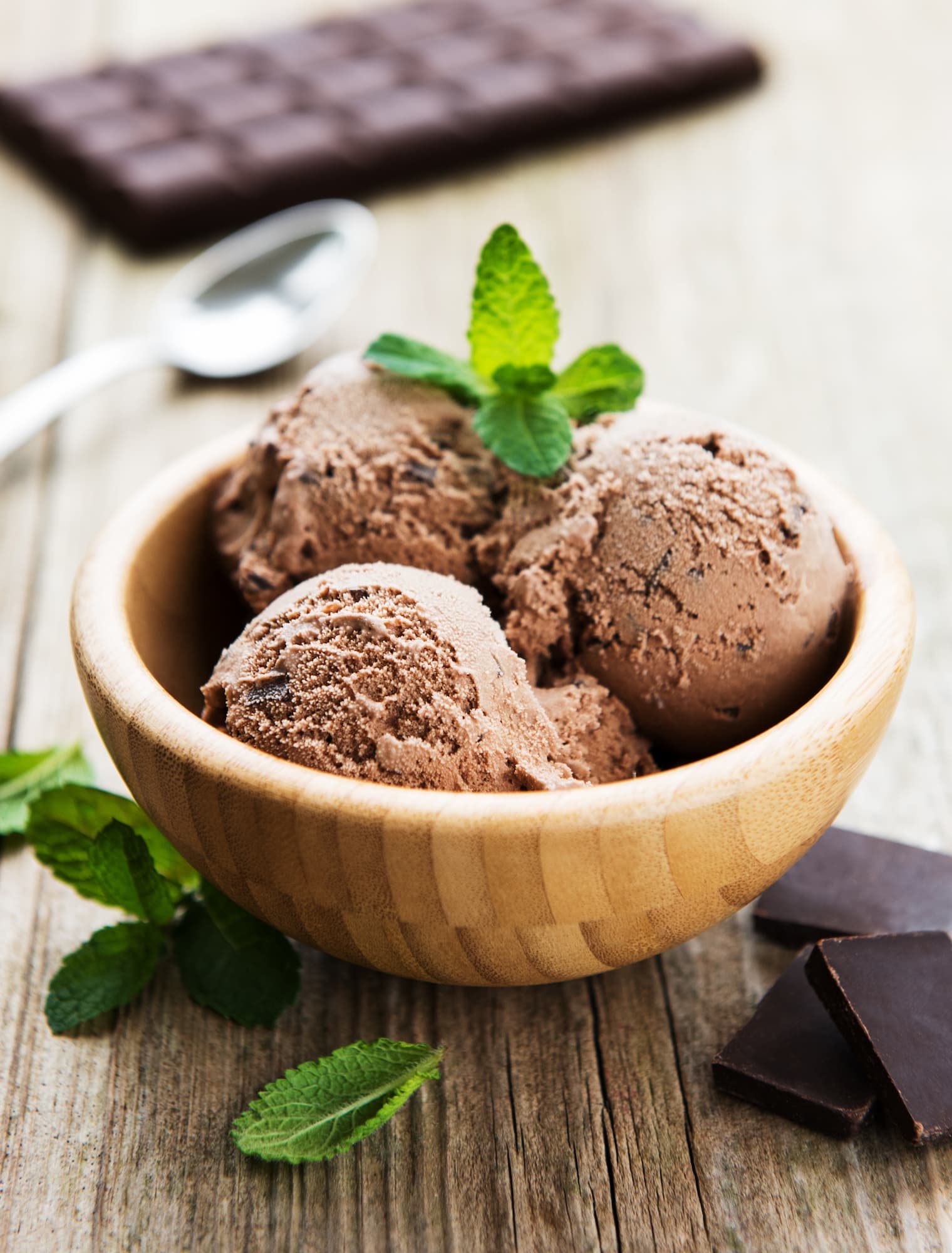découvrez les délicieuses glaces estivales des vosges, un véritable festival de saveurs locales. profitez de l'été en savourant des crèmes glacées artisanales fait maison, idéales pour se rafraîchir au cœur des paysages magnifiques des vosges.