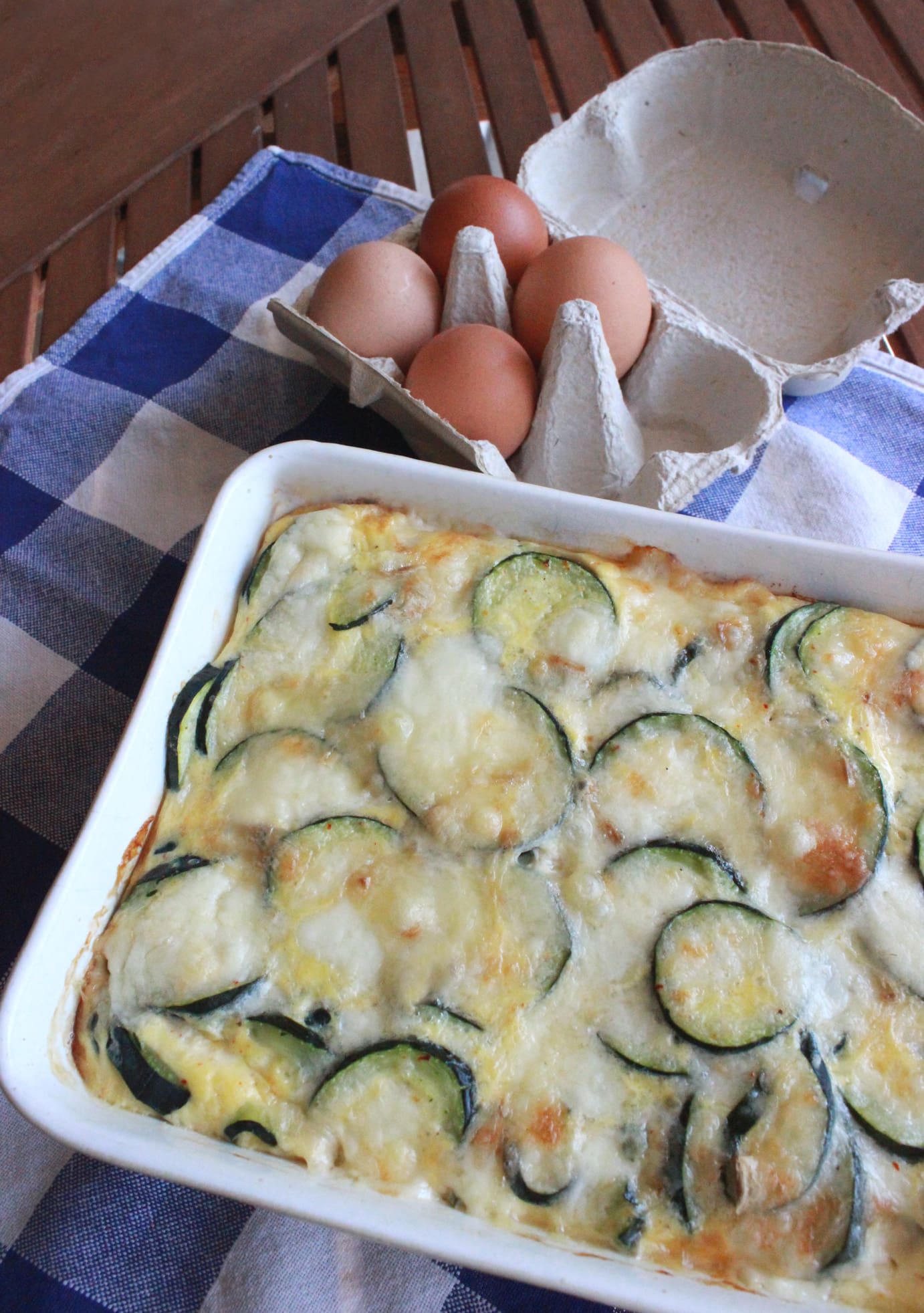 découvrez notre recette de gratin de courgettes d'été, légère et savoureuse, parfaite pour profiter des légumes frais de la saison. facile à préparer, idéale en accompagnement ou plat principal lors de vos repas estivaux.