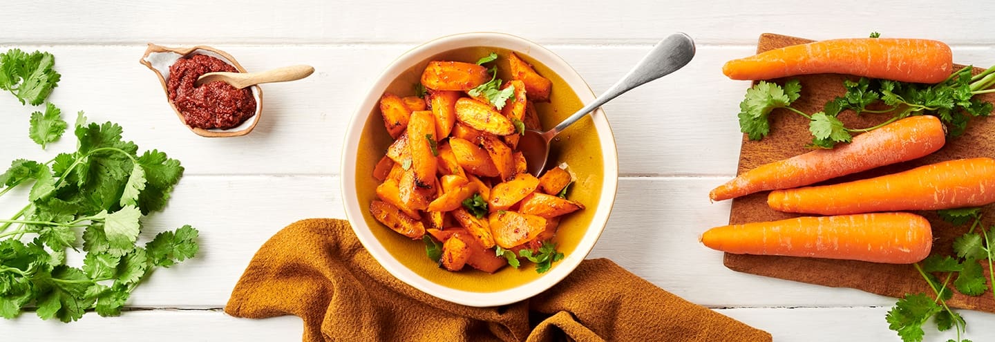 découvrez une recette savoureuse de palourdes à la harissa, alliant la douceur des fruits de mer à la chaleur épicée de cette sauce méditerranéenne. parfait pour épicer vos dîners en toute simplicité !