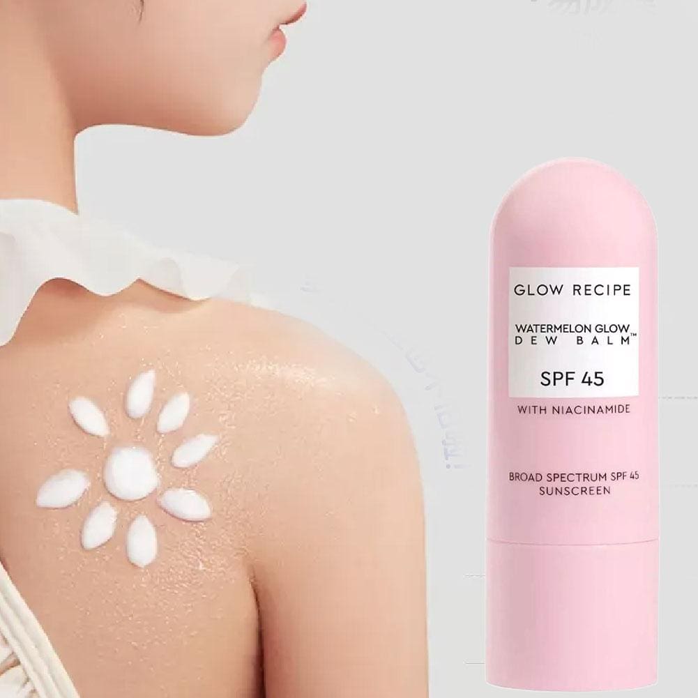 découvrez le stick solaire glow recipe : une protection solaire innovante et facile à appliquer, à la texture légère et au fini lumineux pour une peau éclatante tout au long de la journée.