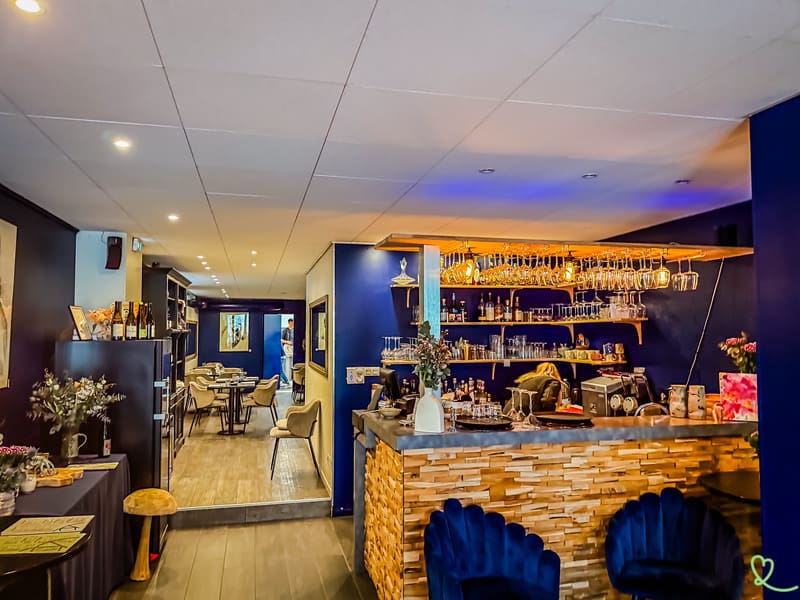 découvrez les secrets du succès des restaurants en normandie, entre produits locaux, ambiances chaleureuses et gastronomie raffinée. un guide essentiel pour les restaurateurs et les amateurs de bonne cuisine.