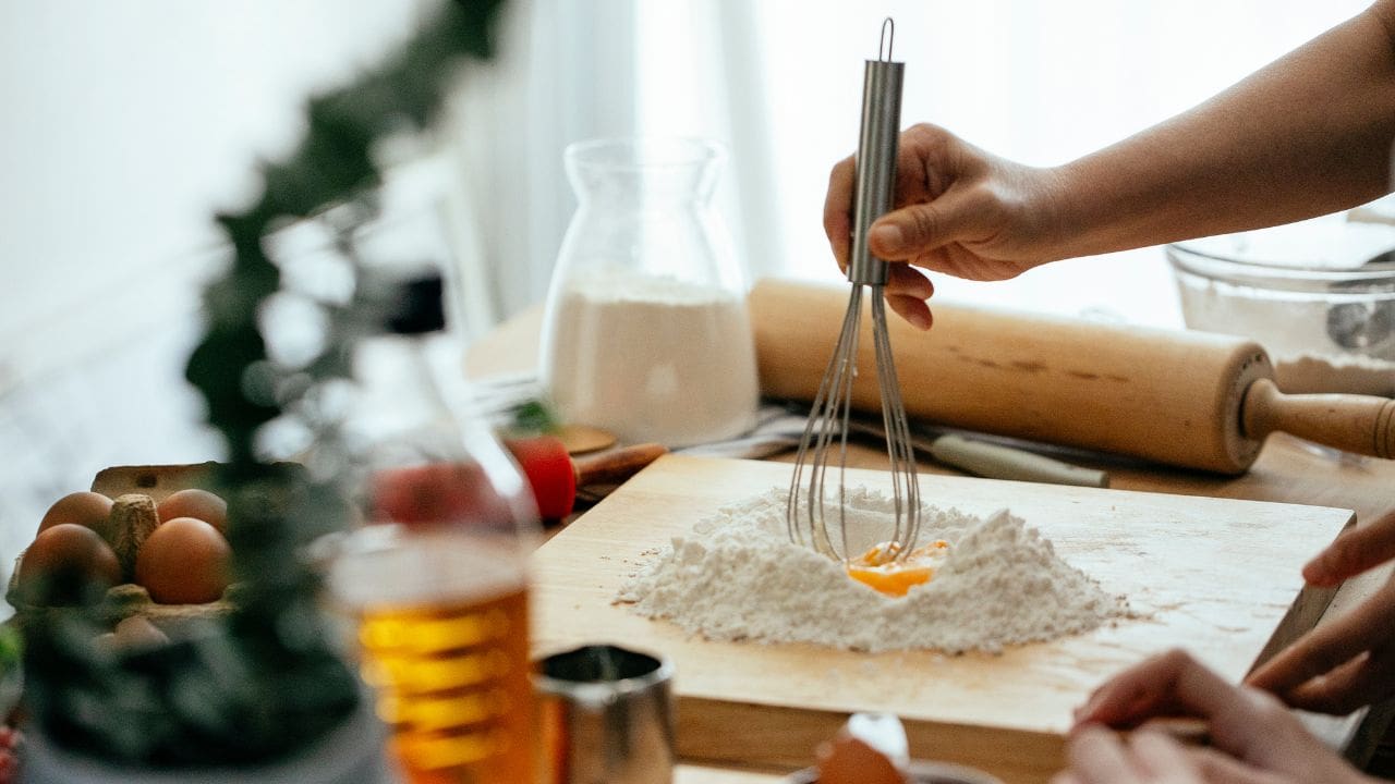 découvrez les talents culinaires de mory sacko, un chef innovant qui allie tradition et modernité dans sa cuisine. plongez dans un univers gastronomique unique, où chaque plat raconte une histoire et célèbre les saveurs du monde.