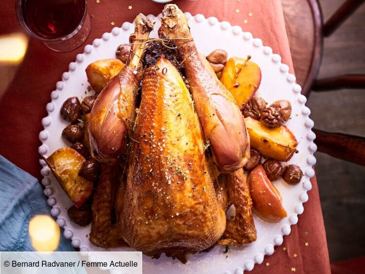 savourez un dîner automnal réconfortant avec cette délicieuse recette de poulet à la poêle, facile à préparer, gourmande et pleine de saveurs de saison.