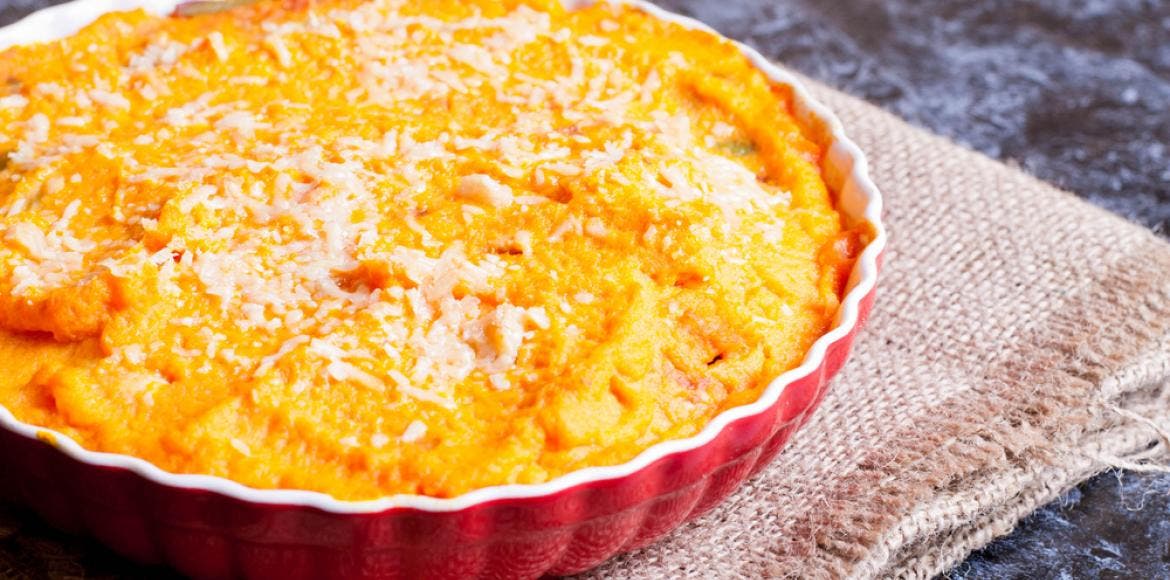 découvrez une recette savoureuse de hachis parmentier lent, parfaite pour un repas familial réconfortant et facile à préparer, avec des astuces pour une cuisson douce et un plat encore plus gourmand.