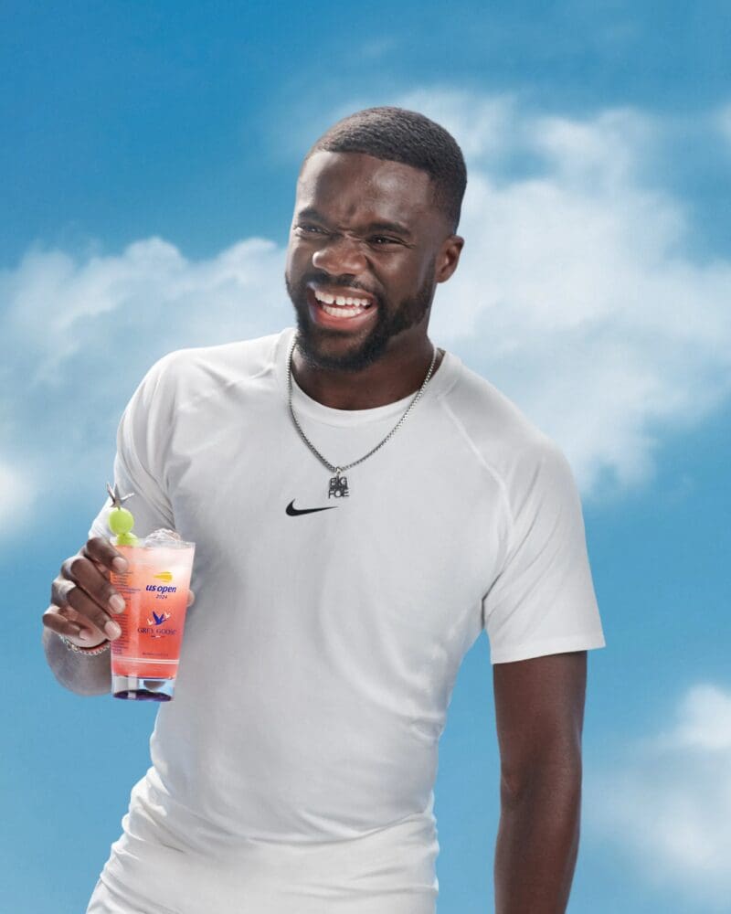 découvrez le honey deuce, le célèbre cocktail rafraîchissant servi lors de l'us open. ingrédients, histoire et conseils pour savourer cette boisson emblématique du tennis à la maison.