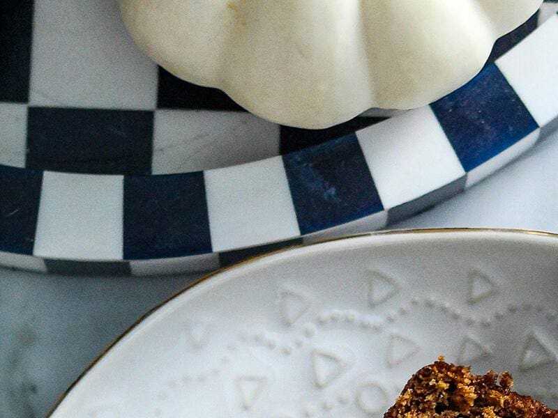 découvrez notre cocktail coupette à la citrouille, une boisson raffinée et créative parfaite pour étonner vos invités lors de vos soirées d’automne ou d’halloween. facile à réaliser et délicieusement surprenant !