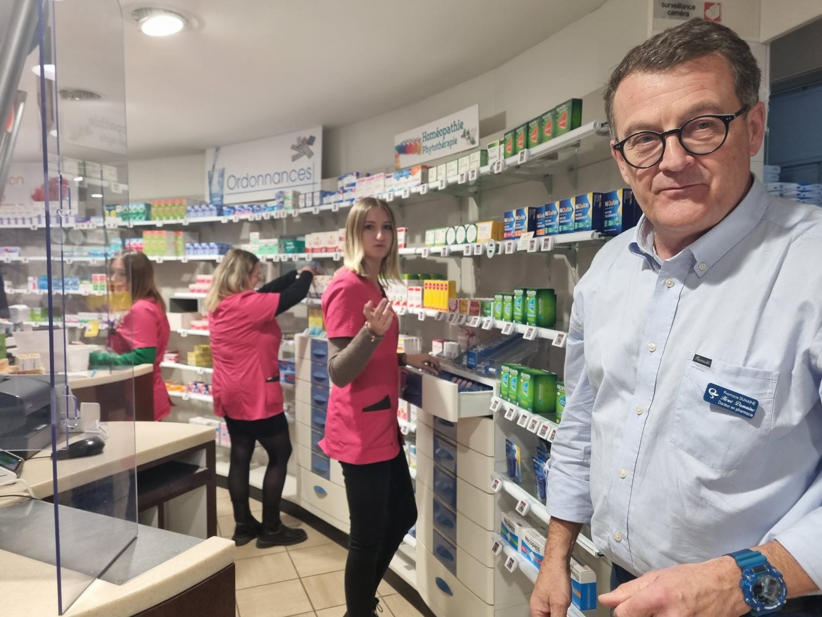 trouvez facilement une pharmacie de garde à chalon en 2025 : horaires, adresses, contacts et conseils pour vos urgences médicales, même les dimanches et jours fériés.