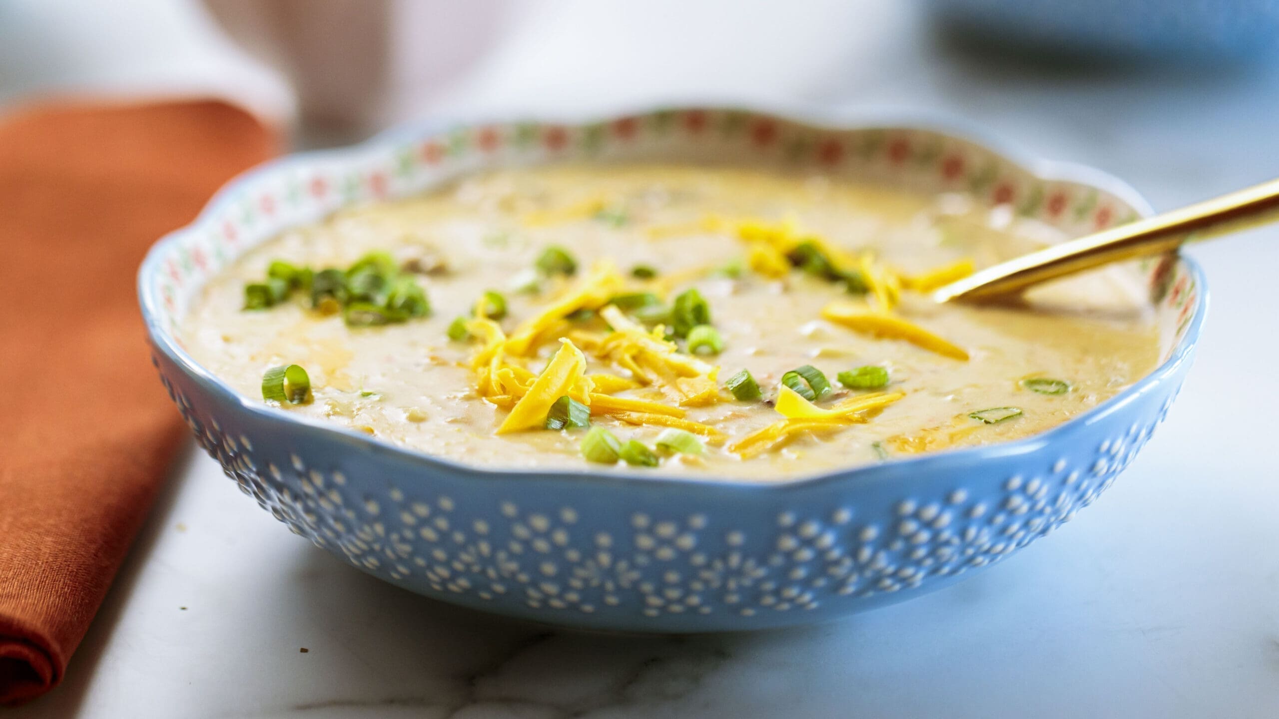 découvrez les meilleures recettes de soupes de the pioneer woman : des idées savoureuses, faciles et réconfortantes pour régaler toute la famille en toute saison.