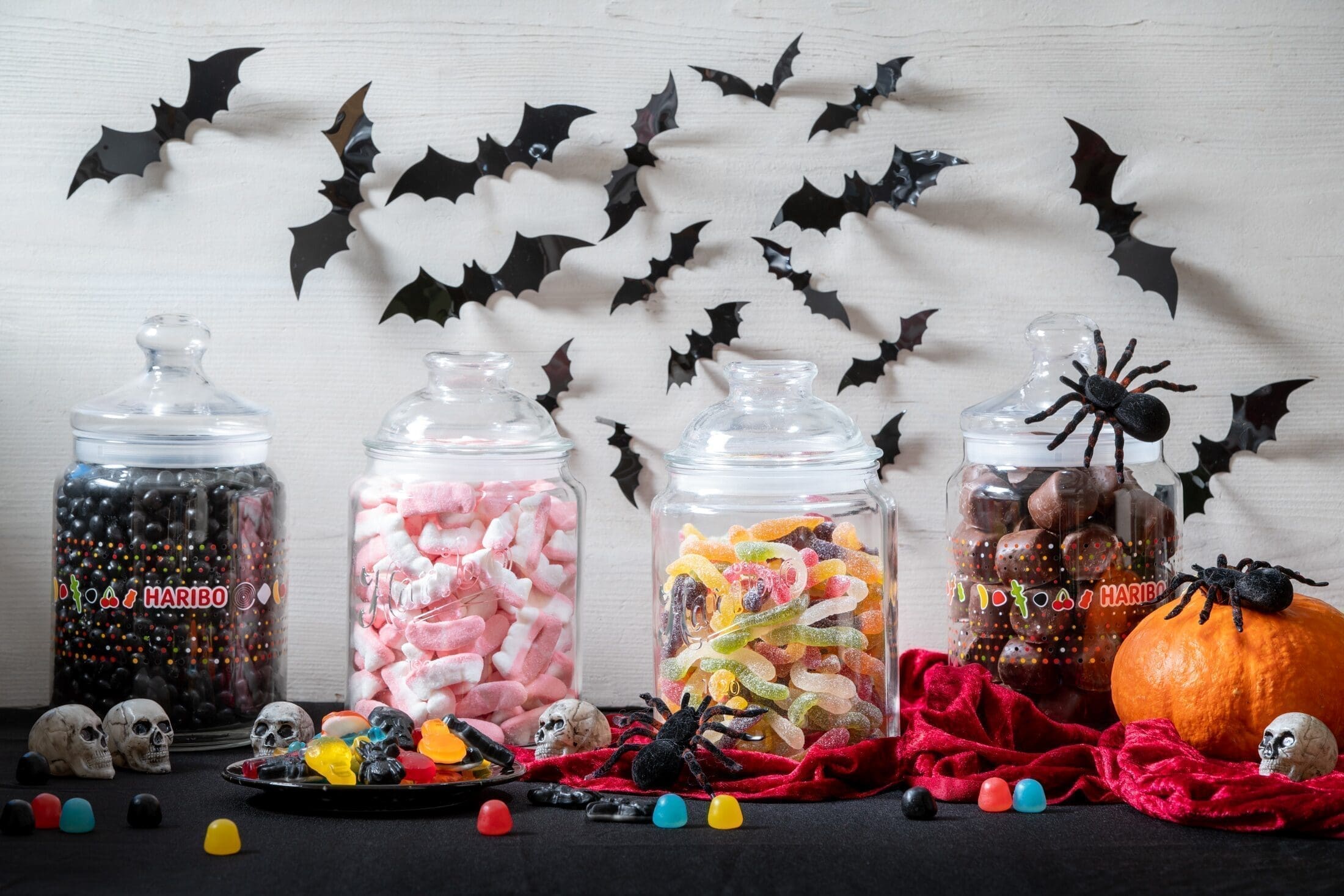 découvrez des idées pratiques et créatives pour utiliser les bonbons d'halloween restants afin d'éviter le gaspillage et continuer à en profiter pleinement.