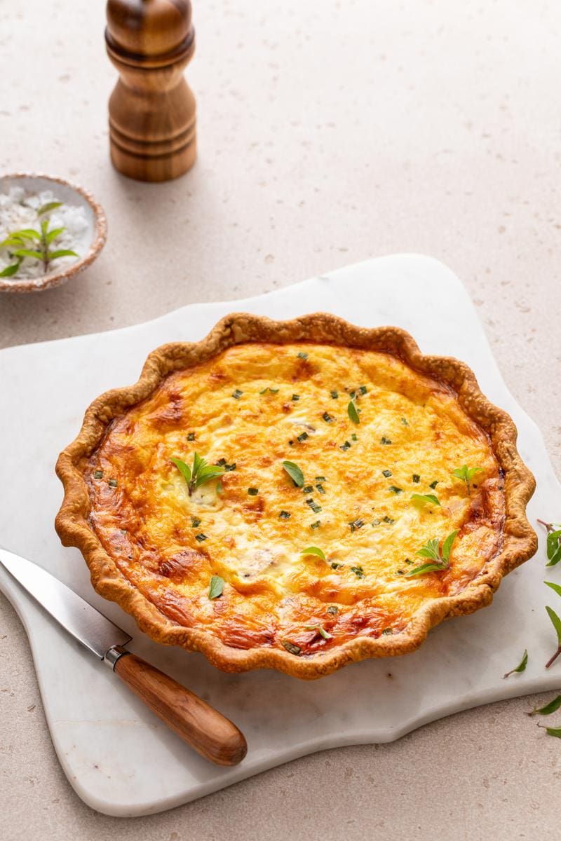 découvrez notre recette de tarte au crabe festive, parfaite pour vos repas de fête. une délicieuse alliance de saveurs marines et d'ingrédients raffinés pour régaler vos invités.