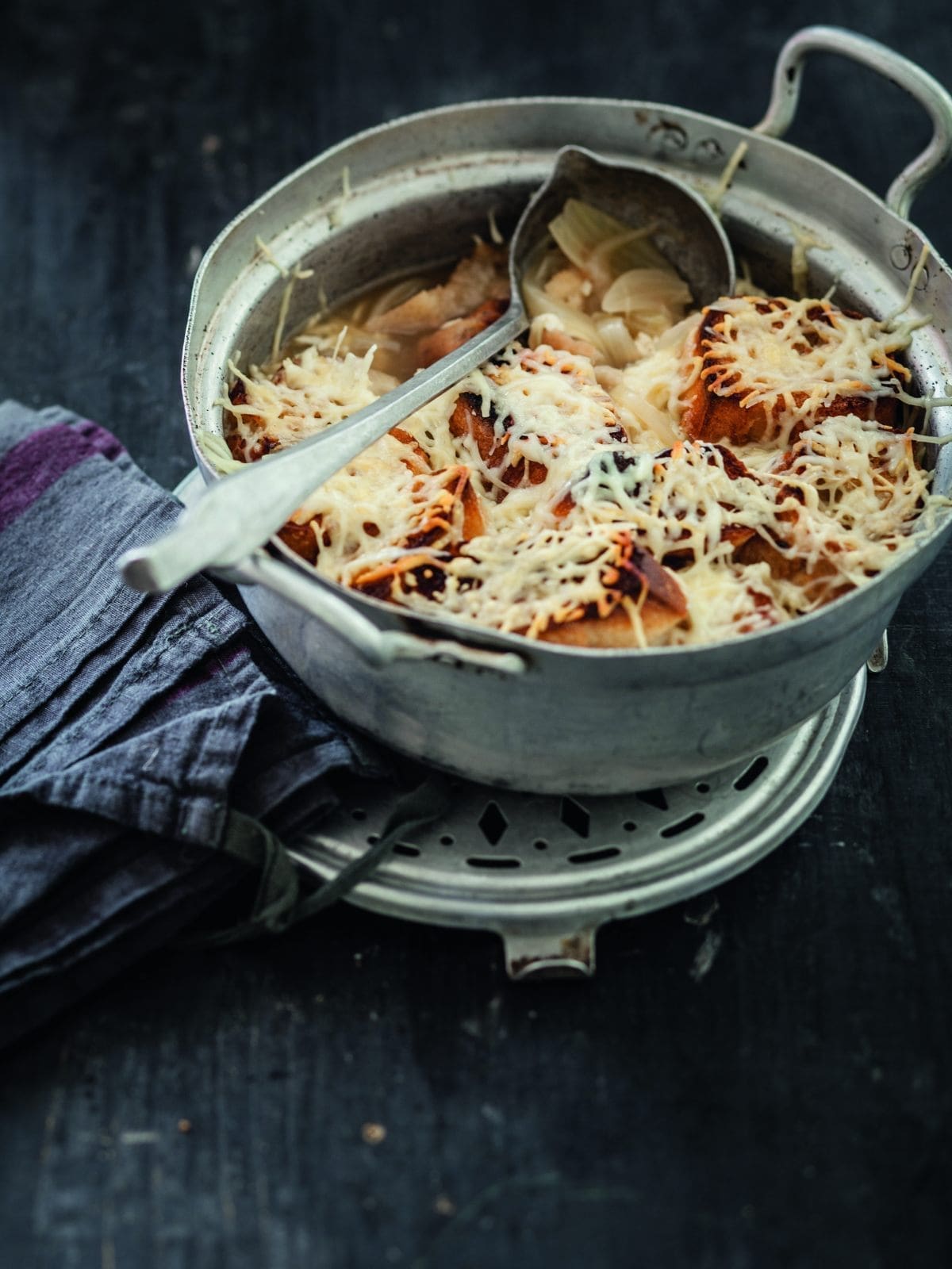 découvrez la recette express de saint-jacques par julie andrieu, simple et savoureuse, idéale pour un repas gourmet en un rien de temps.