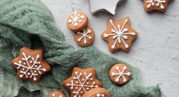 découvrez des recettes de noël alliant traditions et délices pour des fêtes gourmandes et inoubliables en famille.