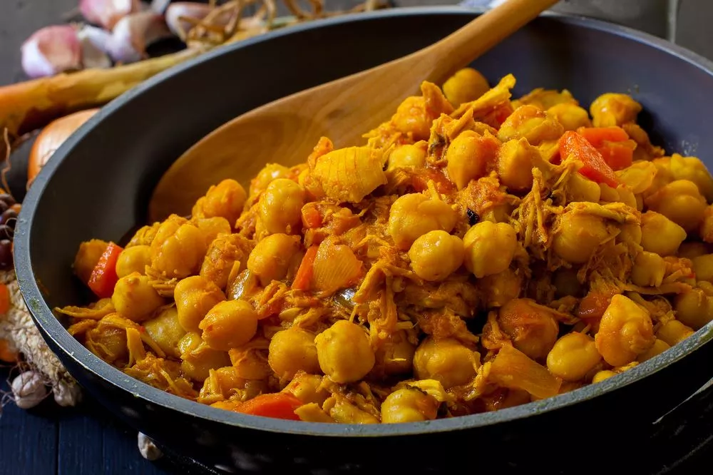 découvrez notre recette express de chakchouka au curry, un plat savoureux et rapide à préparer pour un repas plein de saveurs et d'épices.