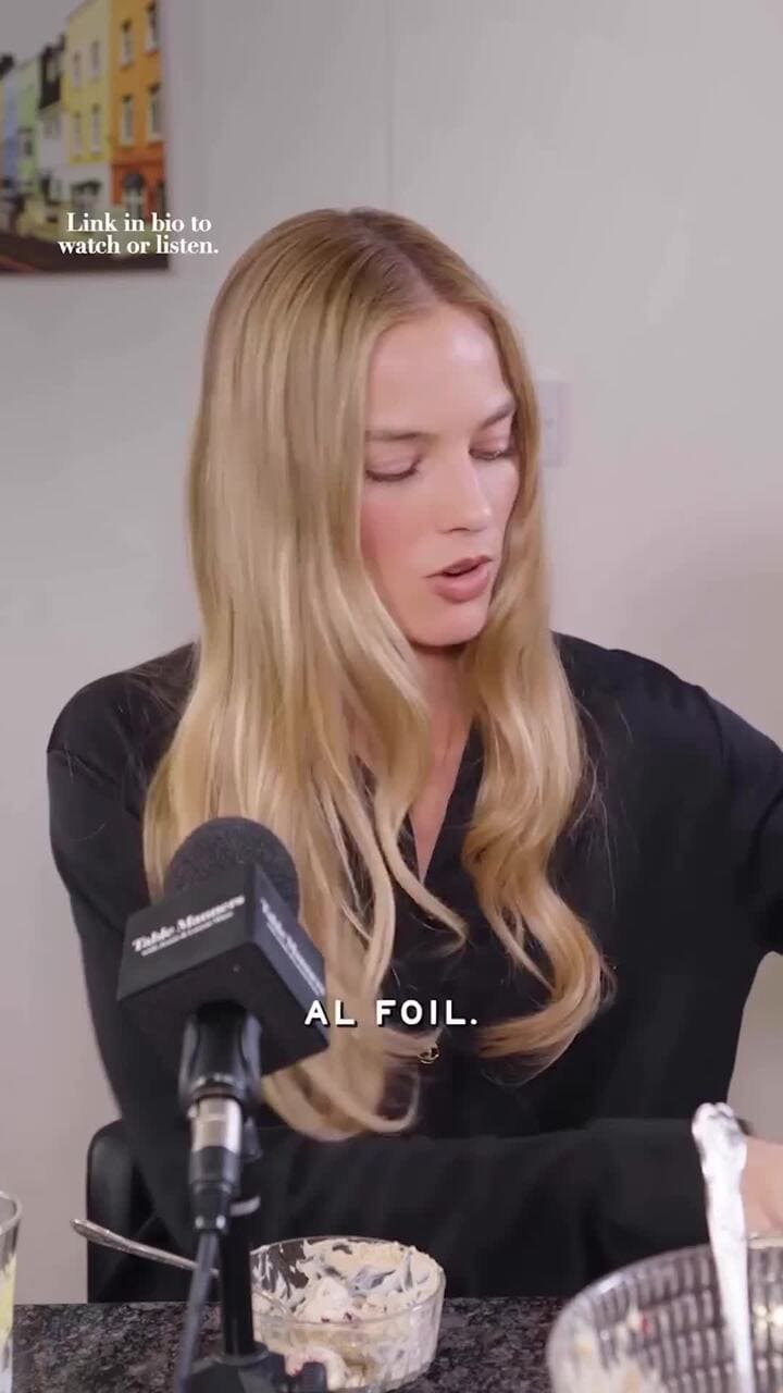 découvrez la recette surprenante de nachos révélée par margot robbie, pour régaler vos papilles avec une touche d'originalité.