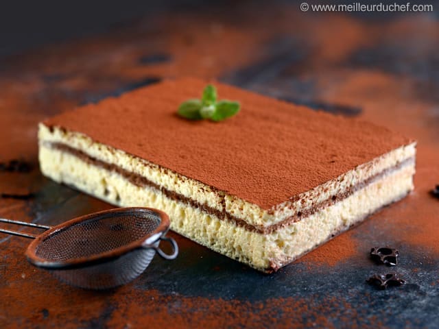 découvrez la recette du tiramisu toulonnais anti-gaspillage, réalisée avec des croissants pour un dessert gourmand et zéro déchet.