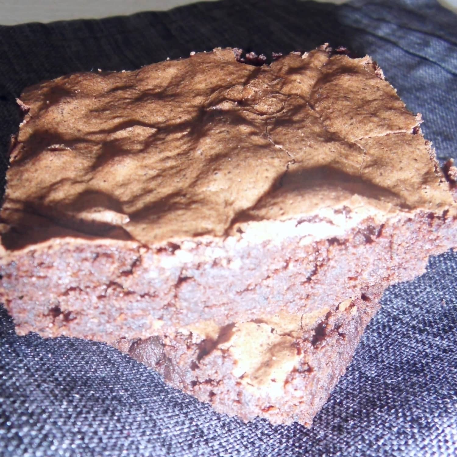 découvrez des recettes astucieuses pour recycler le marc de café et lui donner une seconde vie en cuisine, jardinage et beauté.